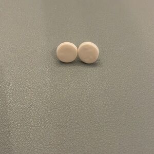 Cream circle earrings
